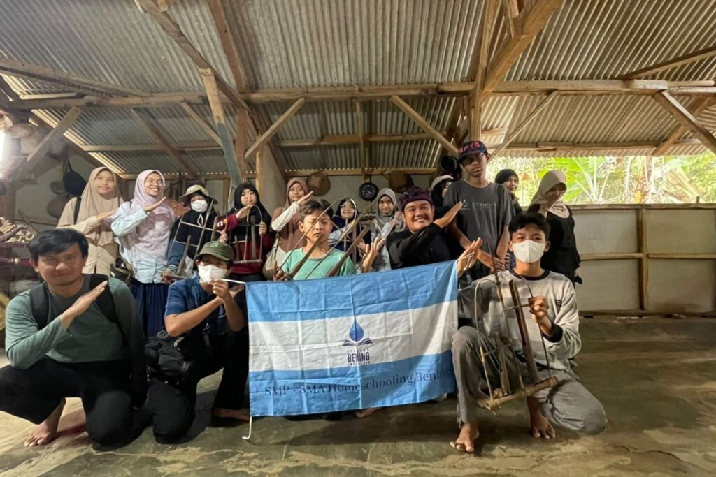 Antara Geopark dan Tukik