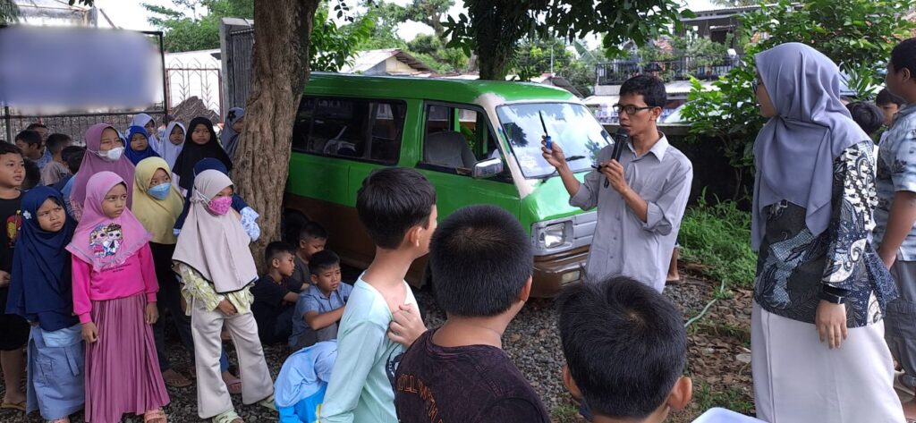 Januari SDIT Bening Menanam kangkung