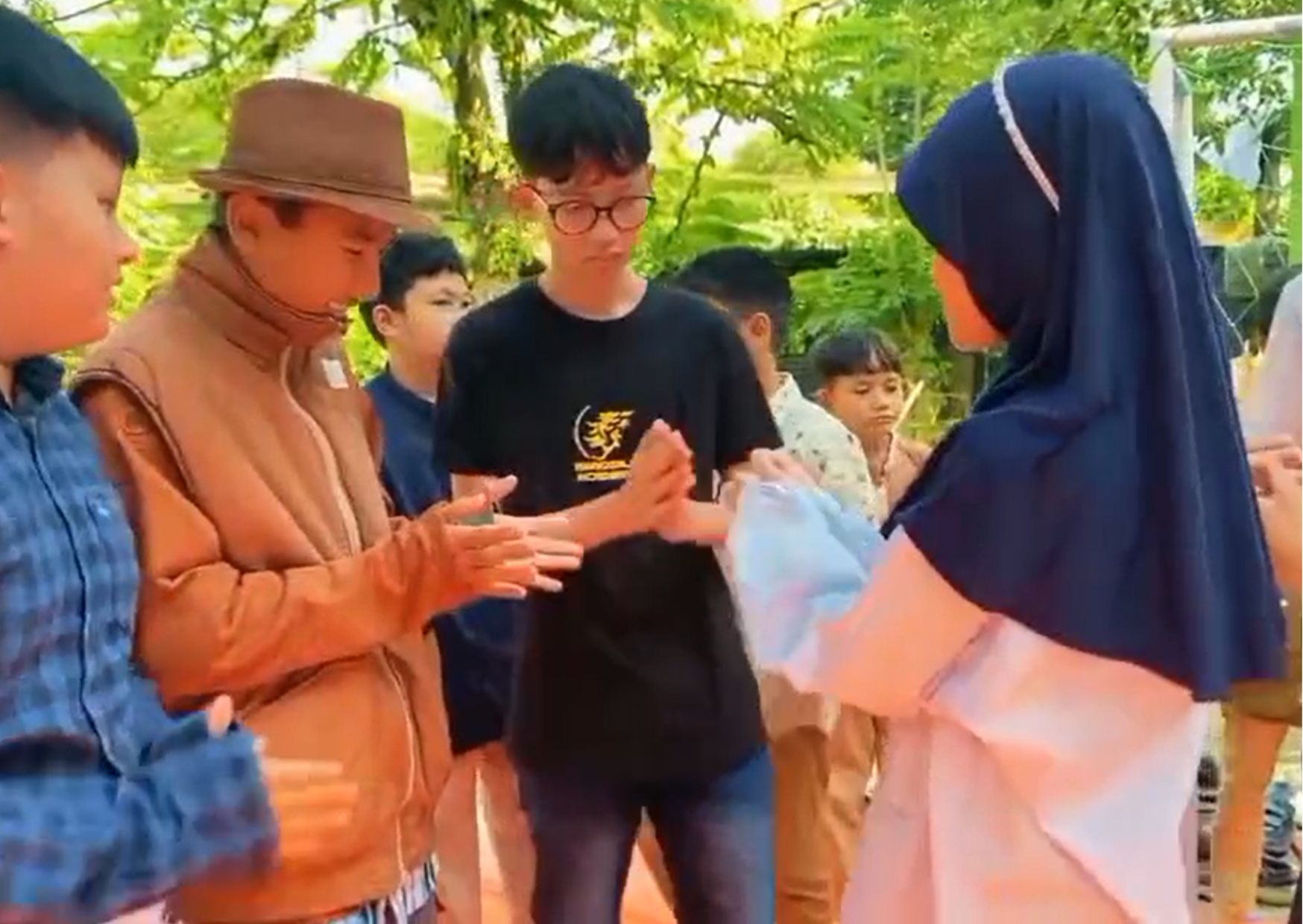 Halal bihalal SDIT Bening - Sekolah Berbasis Adab dan Literasi di Kota Bogor